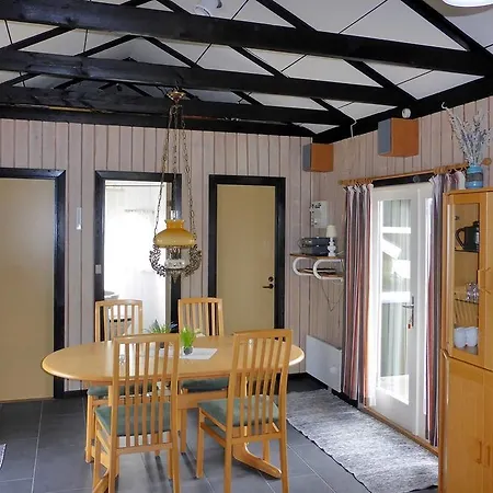 Three-bedroom Holiday Egemose 04 بيت للعطل