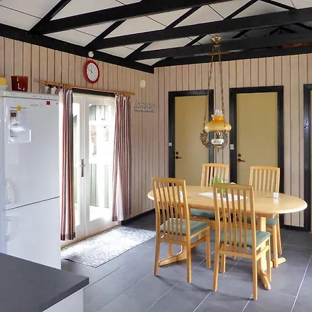 Three-bedroom Holiday Egemose 04 بيت للعطل *