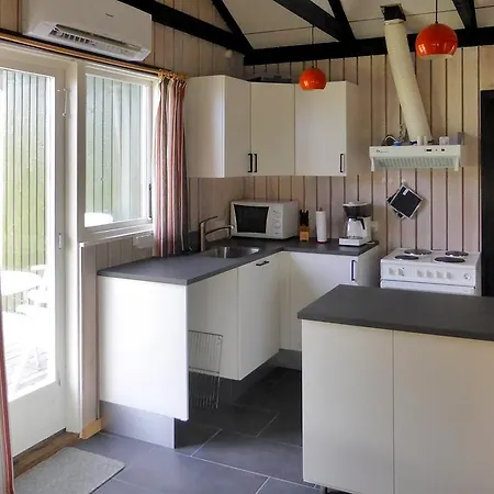 Three-bedroom Holiday Egemose 04 بيت للعطل *
